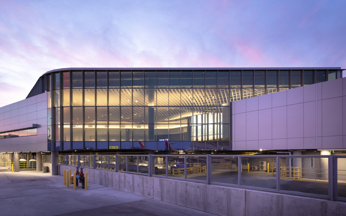 Sky Harbor International Airport Terminal 4 SmithGroup